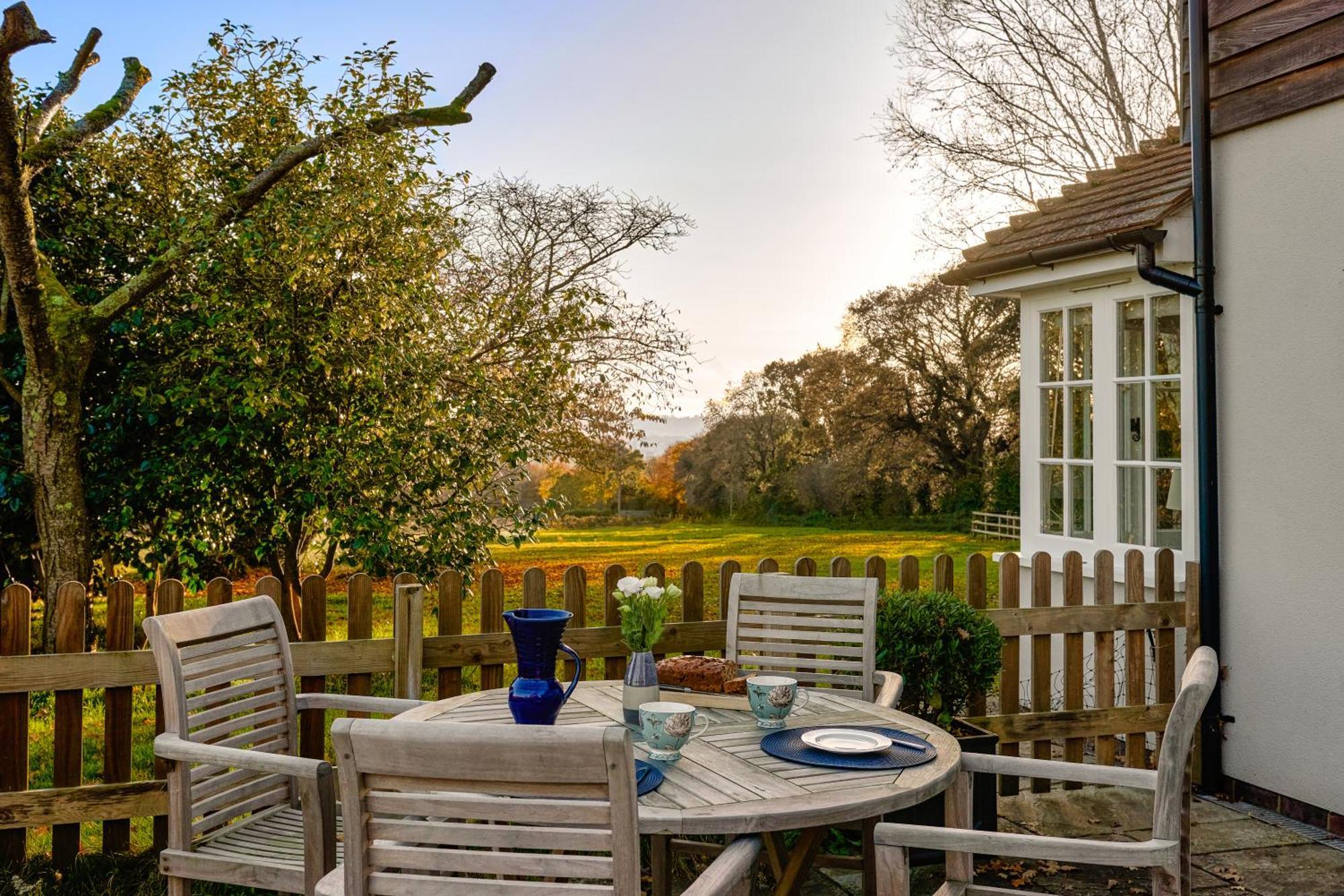 Apartament Garden Flat Near Goodwood With Stunning Views Petersfield Zewnętrze zdjęcie